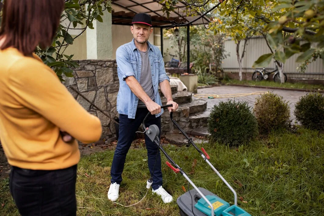 What Backyard Renovation Companies Look for Before Starting a Remodel